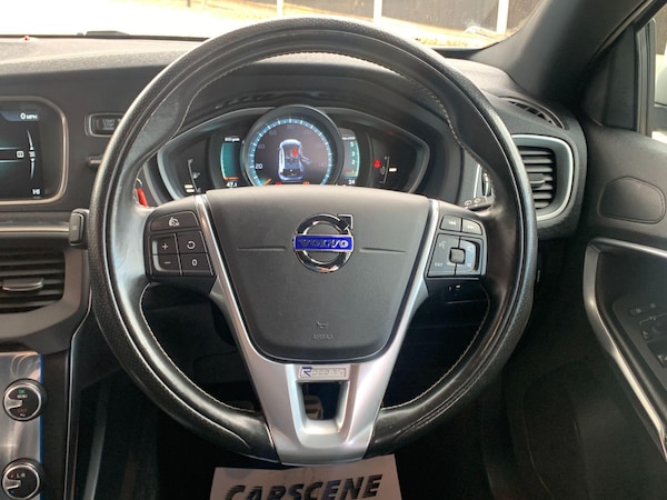 Used Volvo V40 2015 for sale - 76269768: Photo 28
