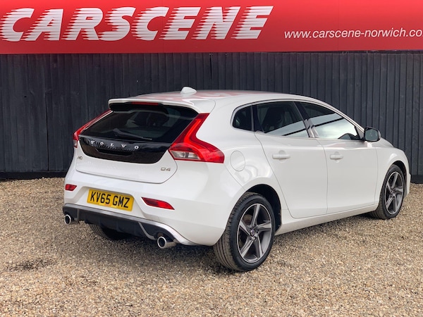 Used Volvo V40 2015 for sale - 76269768: Photo 8