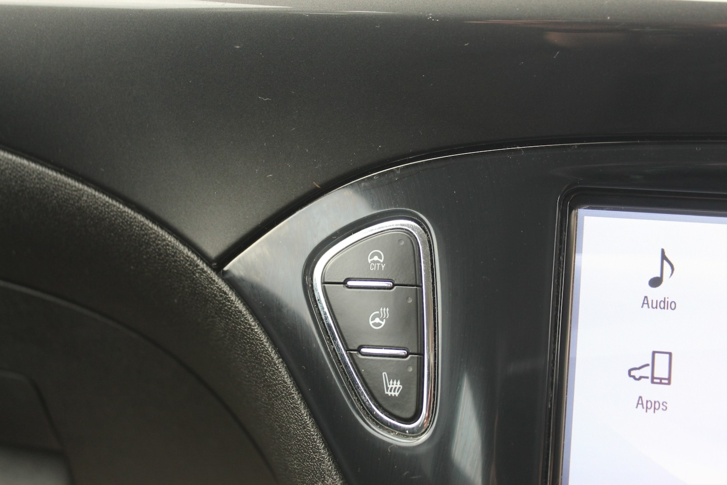 Used Vauxhall Corsa 2015 for sale - 77681739: Photo 18