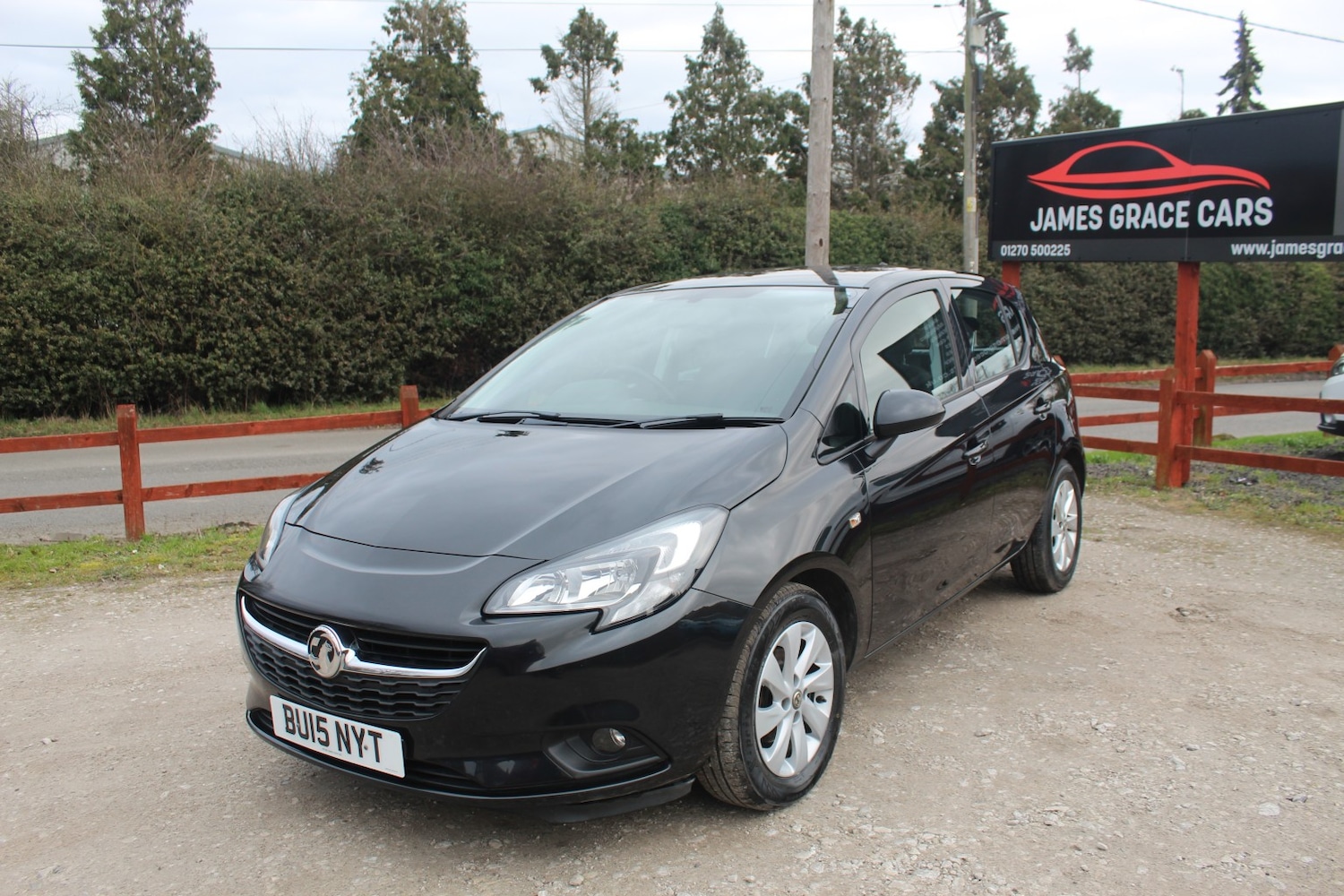 Used Vauxhall Corsa 2015 for sale - 77681739: Photo 3