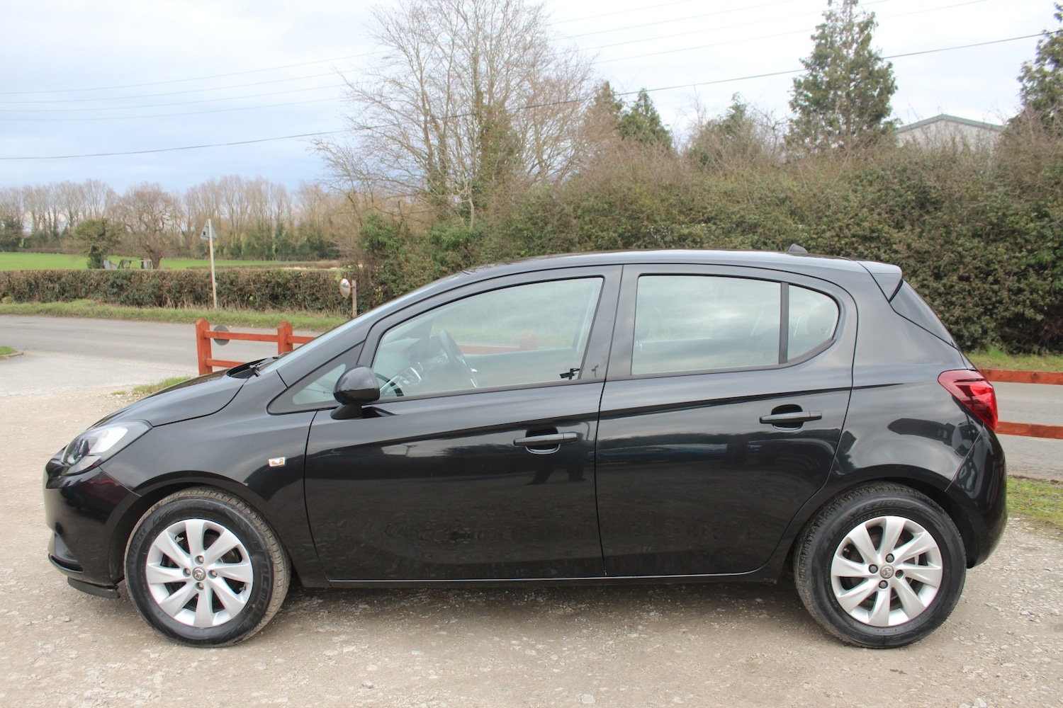 Used Vauxhall Corsa 2015 for sale - 77681739: Photo 6