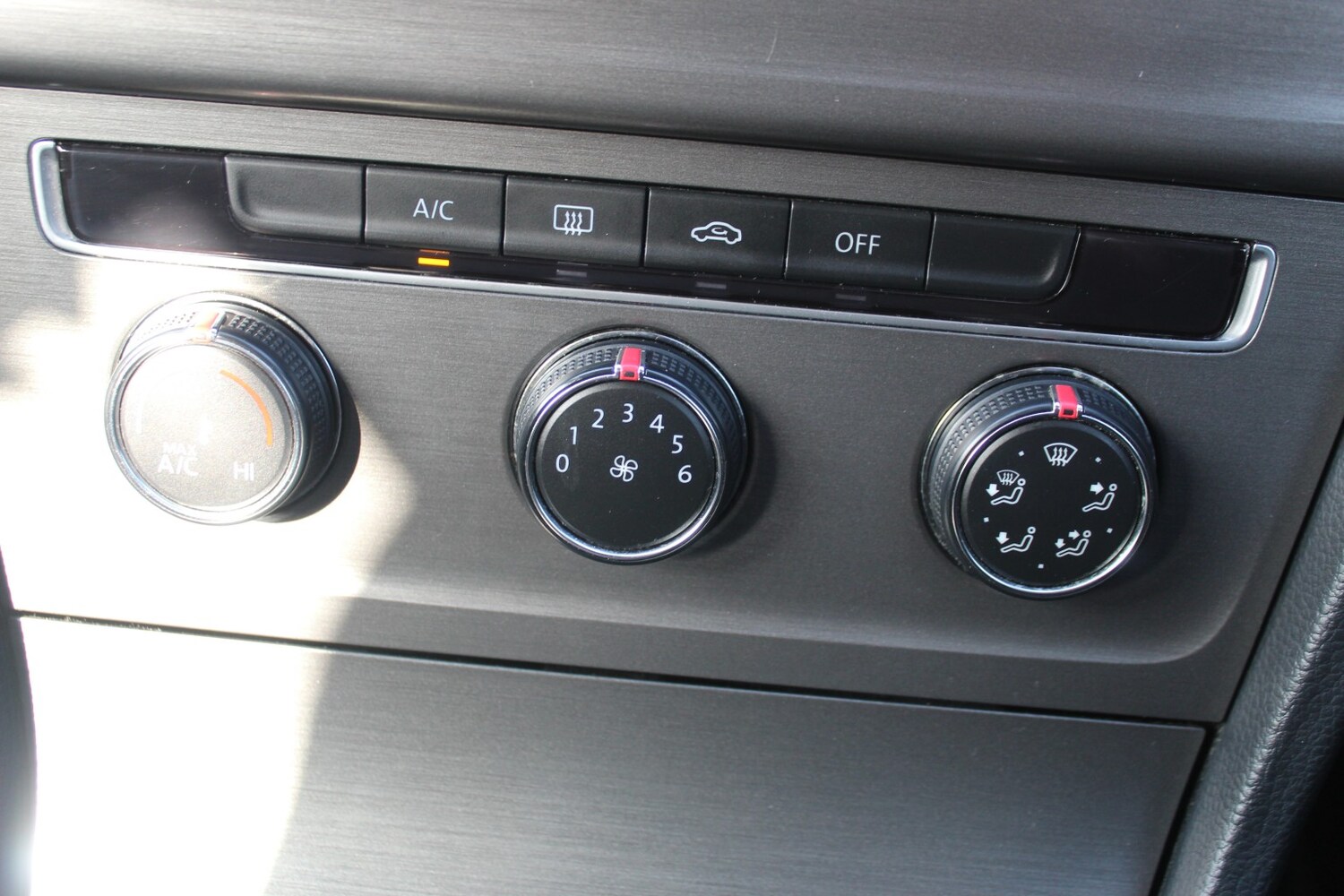 Used Volkswagen Golf 2013 for sale - 77766371: Photo 19