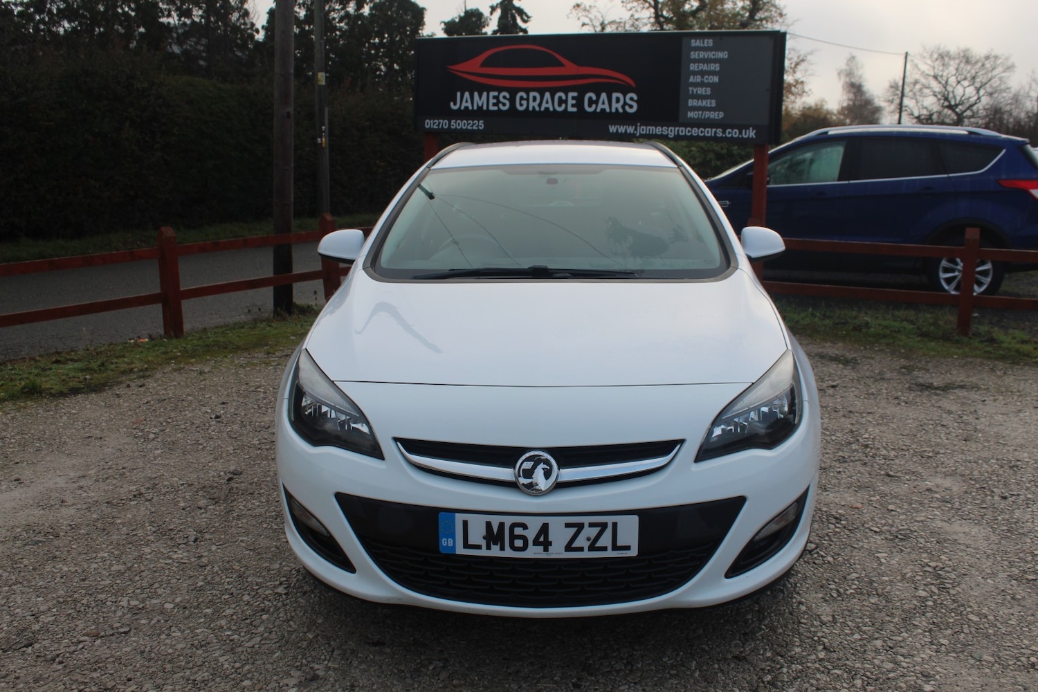 Used Vauxhall Astra 2015 for sale - 76799140: Photo 2