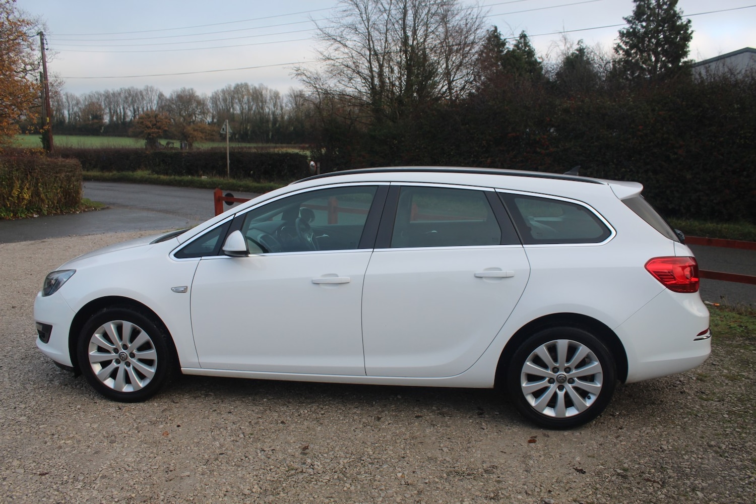 Used Vauxhall Astra 2015 for sale - 76799140: Photo 4