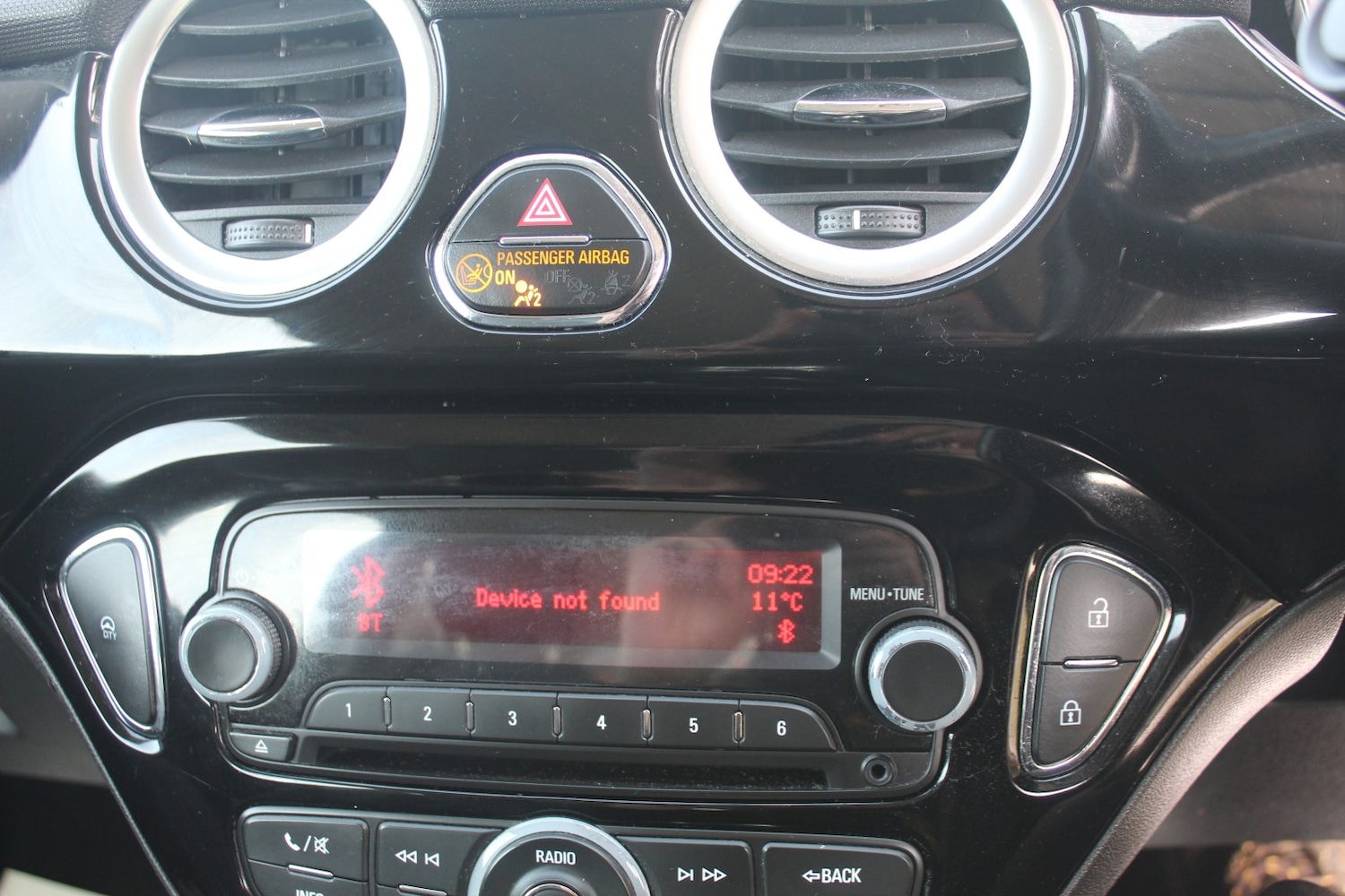 Used Vauxhall ADAM 2017 for sale - 78197933: Photo 17