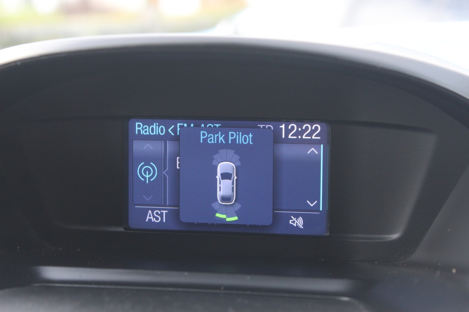 Used Ford Kuga 2015 for sale - 76605891: Photo 10