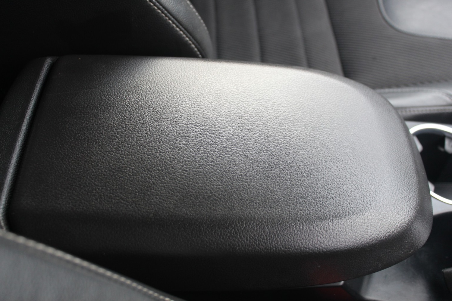 Used Ford Kuga 2015 for sale - 76605891: Photo 25