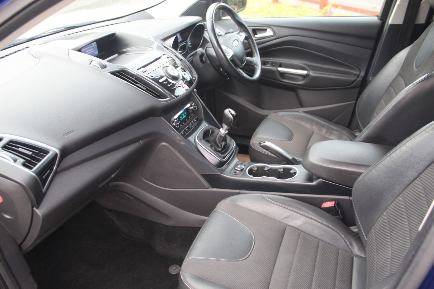 Used Ford Kuga 2015 for sale - 76605891: Photo 42