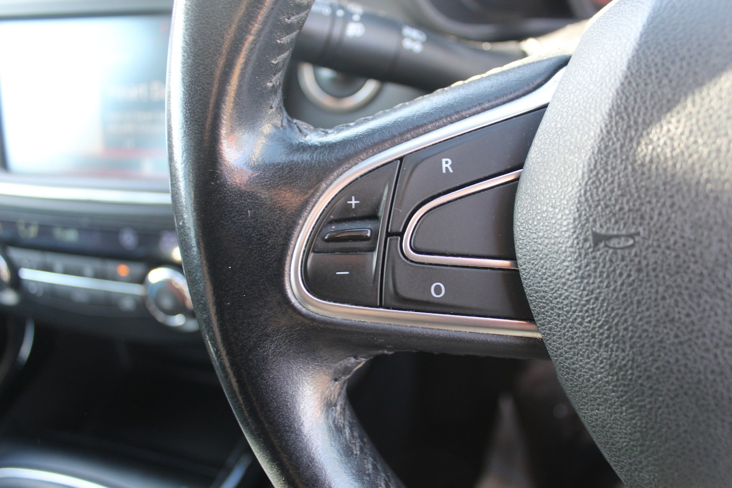 Used Renault Kadjar 2018 for sale - 77836837: Photo 25