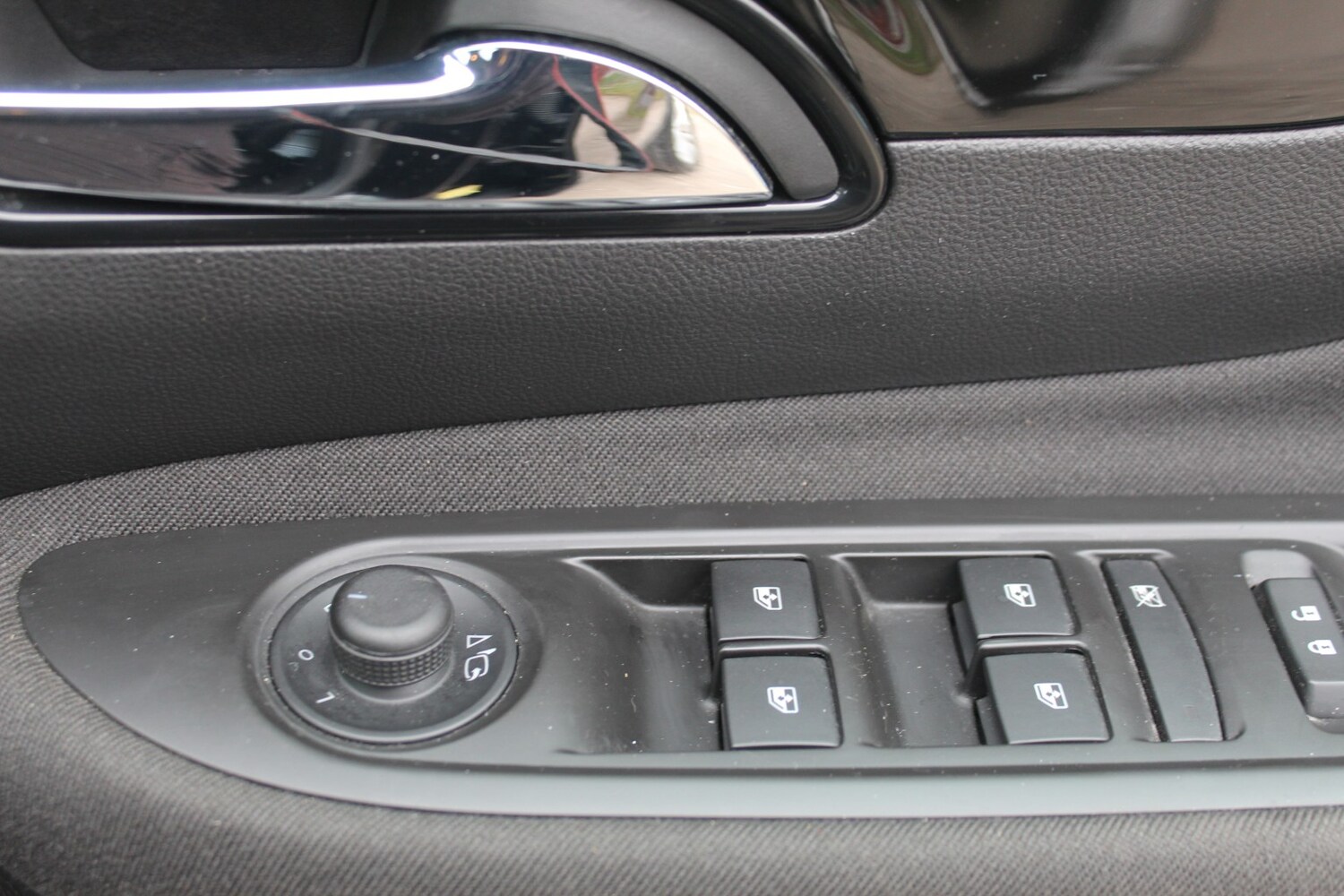 Used Vauxhall Mokka X 2018 for sale - 77789326: Photo 25