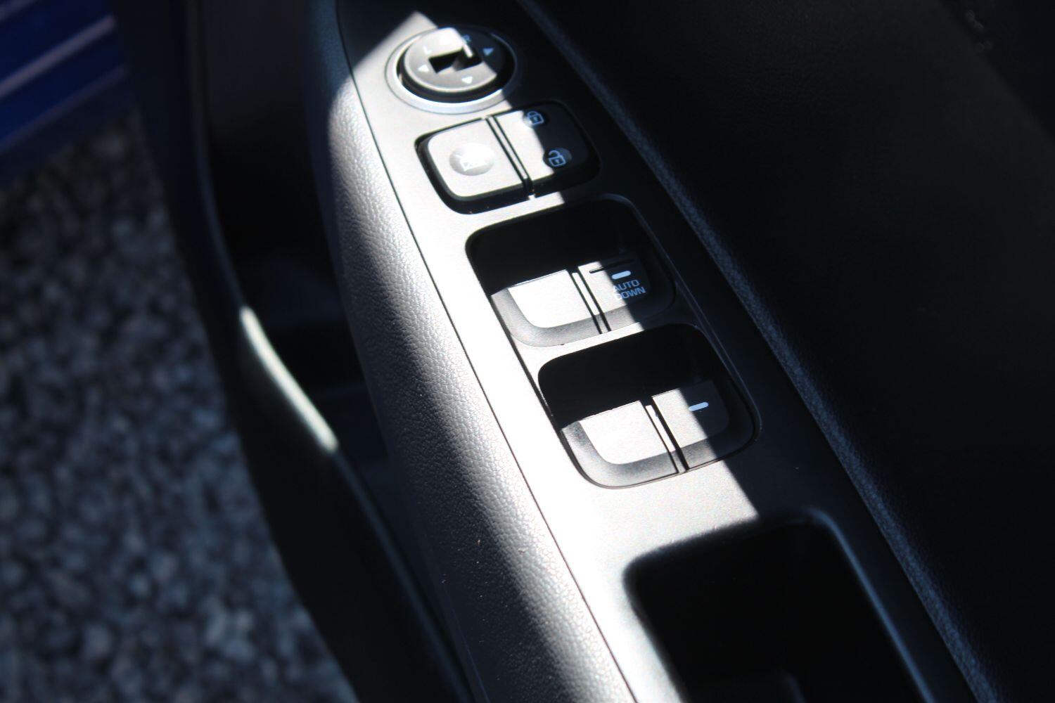 Used Hyundai i10 2018 for sale - 76794259: Photo 14