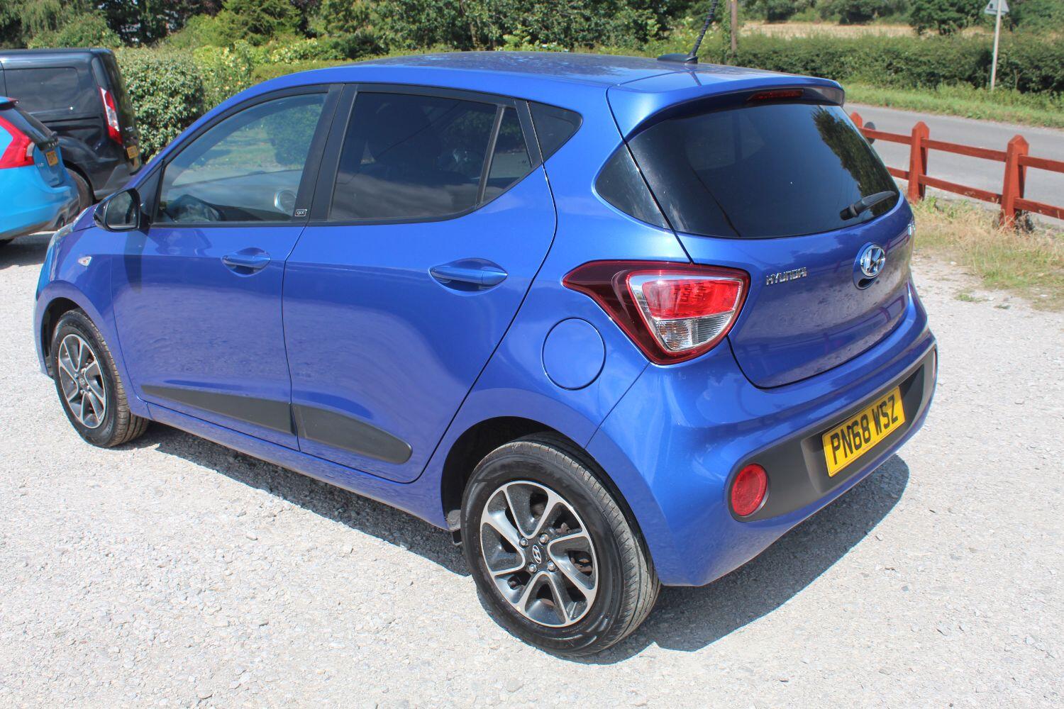 Used Hyundai i10 2018 for sale - 76794259: Photo 5