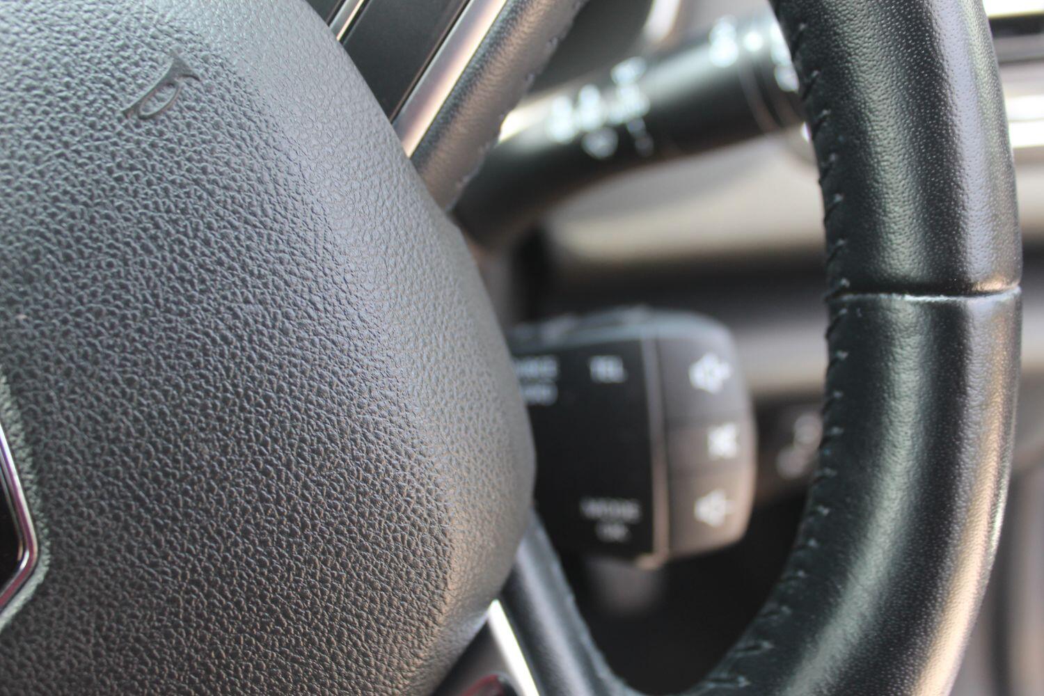 Used Renault Megane 2017 for sale - 76605797: Photo 25