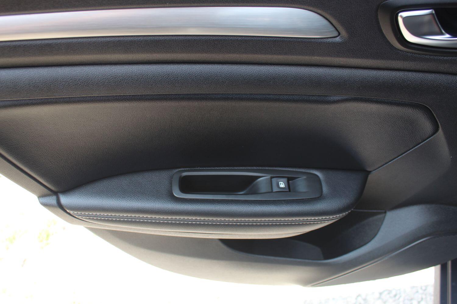 Used Renault Megane 2017 for sale - 76605797: Photo 35