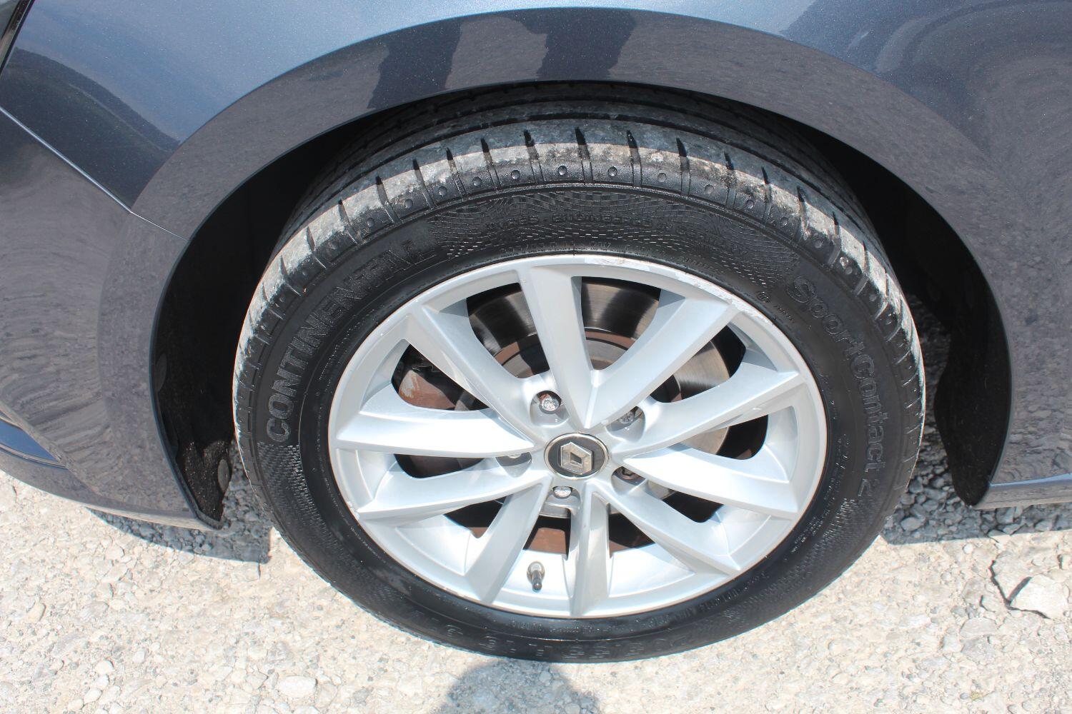 Used Renault Megane 2017 for sale - 76605797: Photo 38