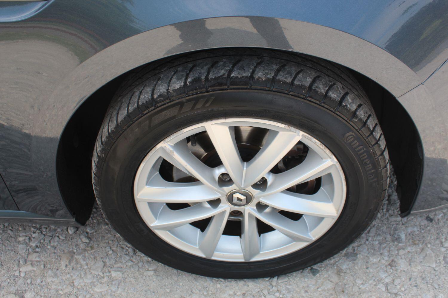 Used Renault Megane 2017 for sale - 76605797: Photo 40