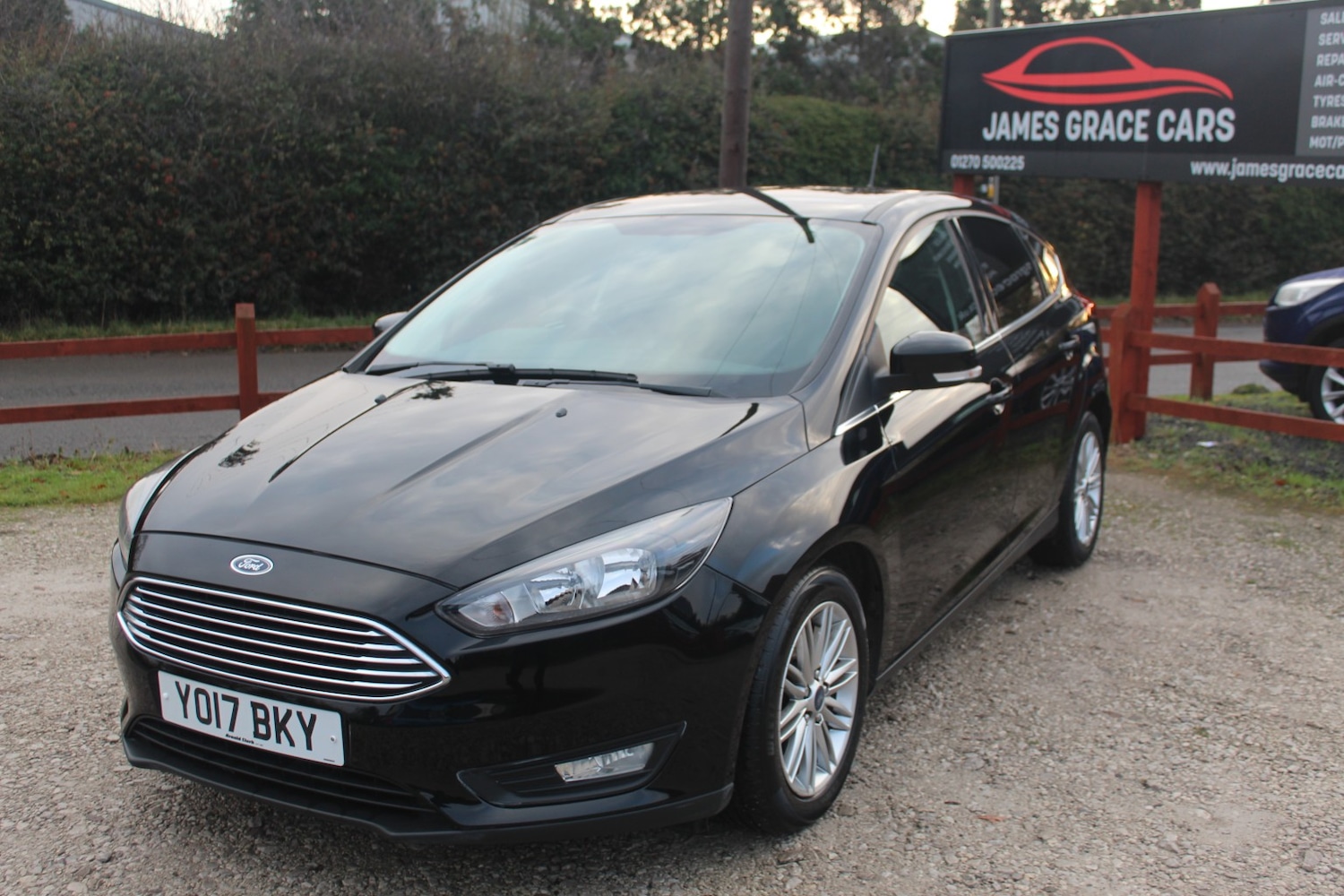 Used Ford Focus 2017 for sale - 76830376: Photo 3