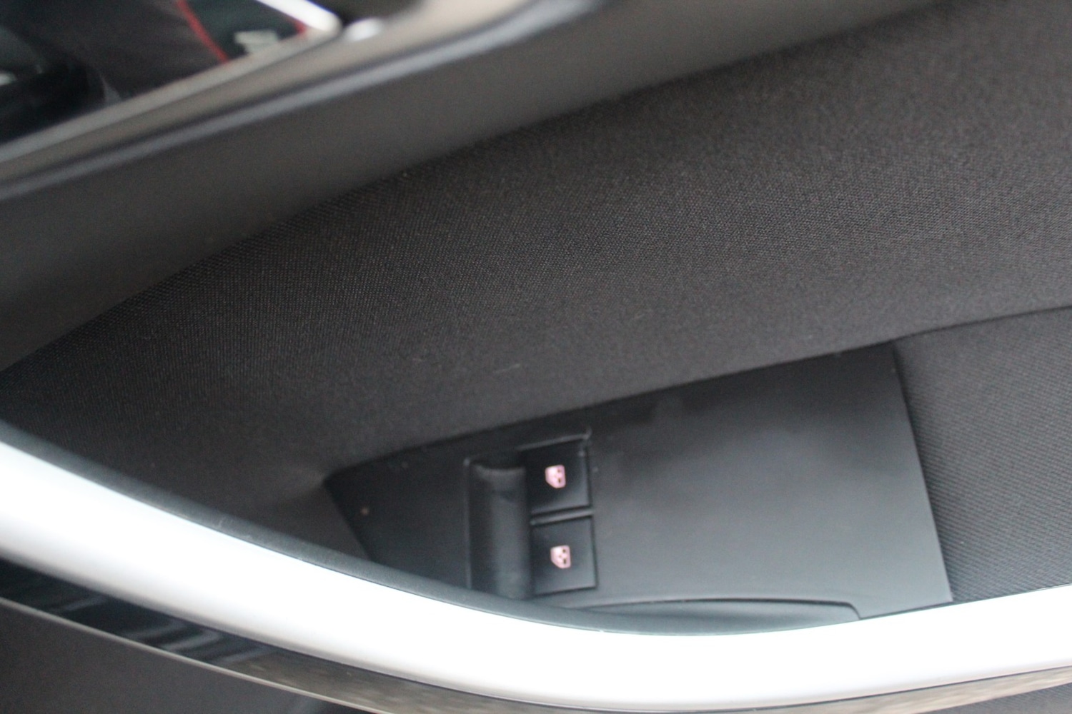 Used Vauxhall Astra 2011 for sale - 77033077: Photo 23