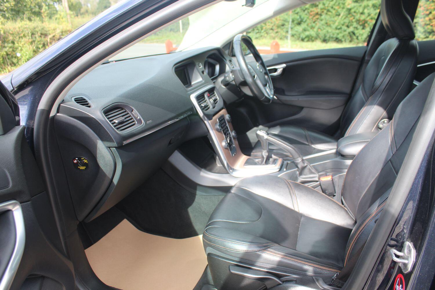 Used Volvo V40 2016 for sale - 77264386: Photo 29