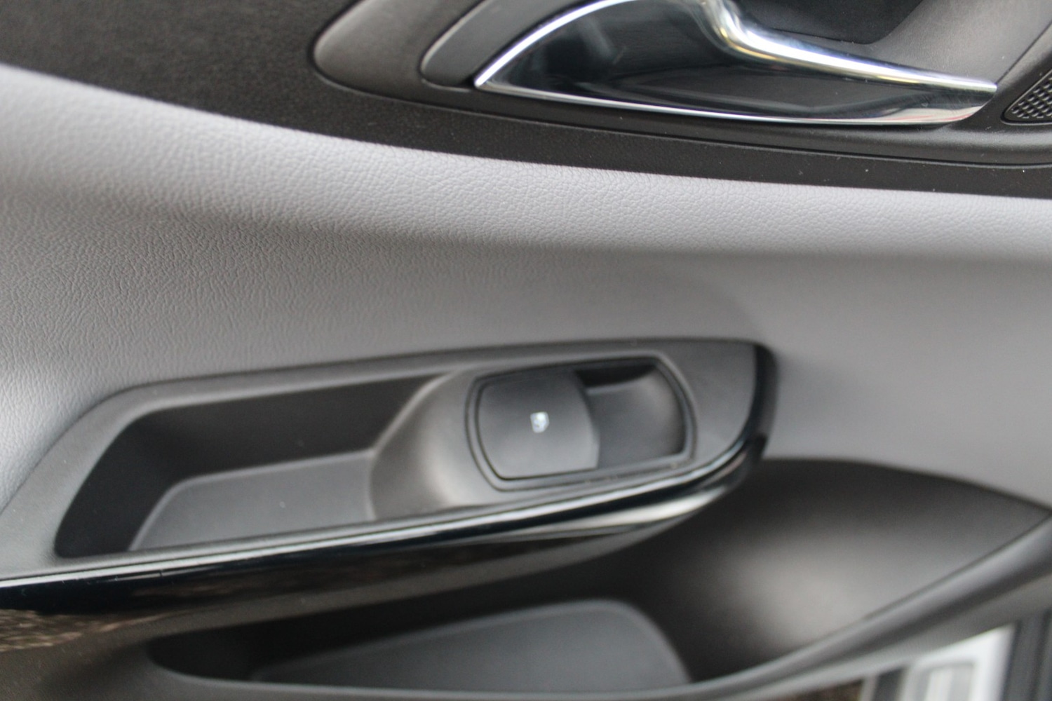 Used Vauxhall Corsa 2015 for sale - 77129469: Photo 38