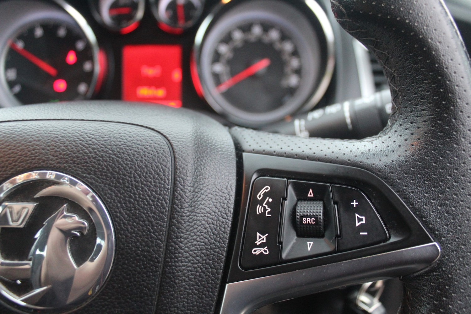 Used Vauxhall Astra 2011 for sale - 77296804: Photo 15