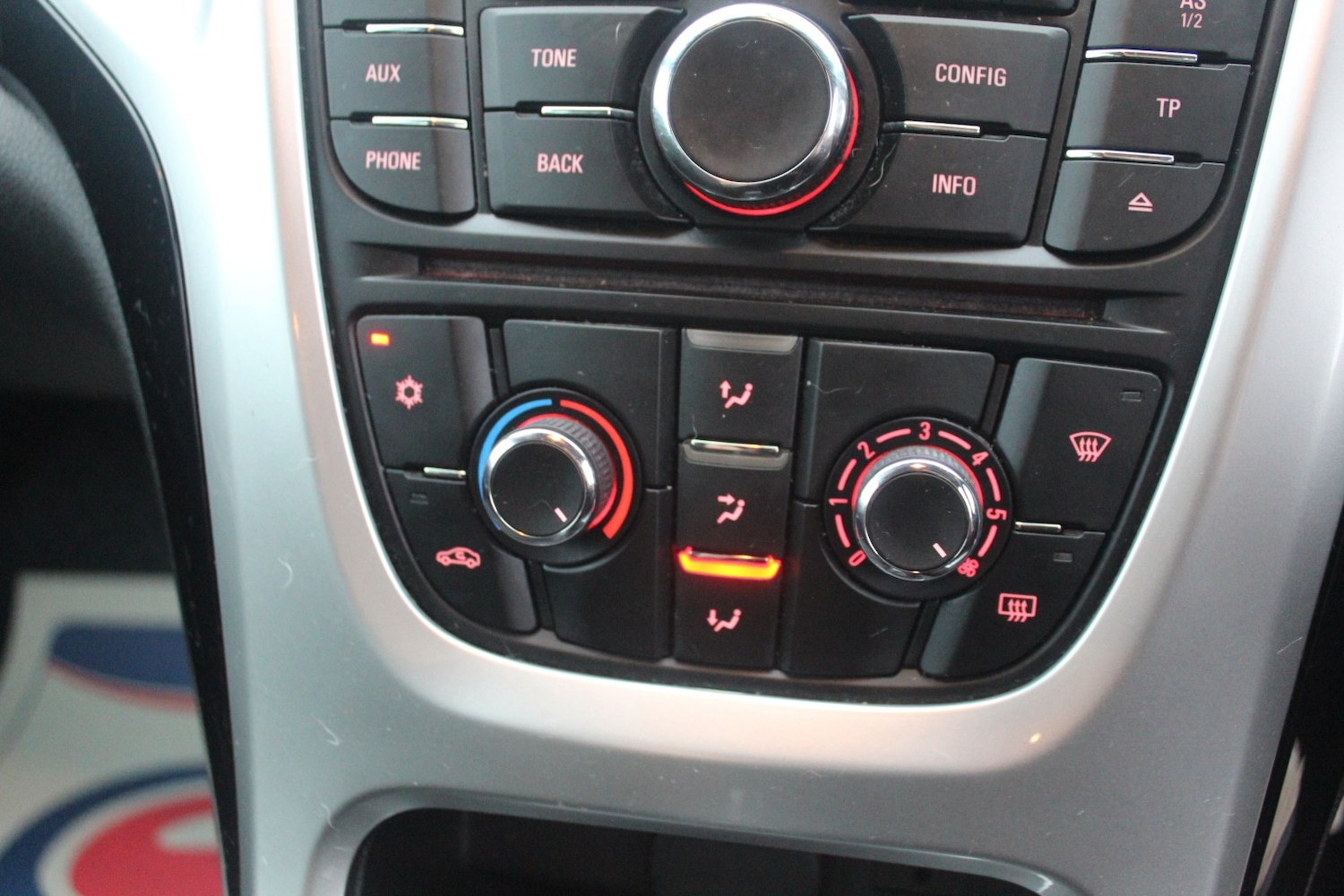 Used Vauxhall Astra 2011 for sale - 77296804: Photo 19