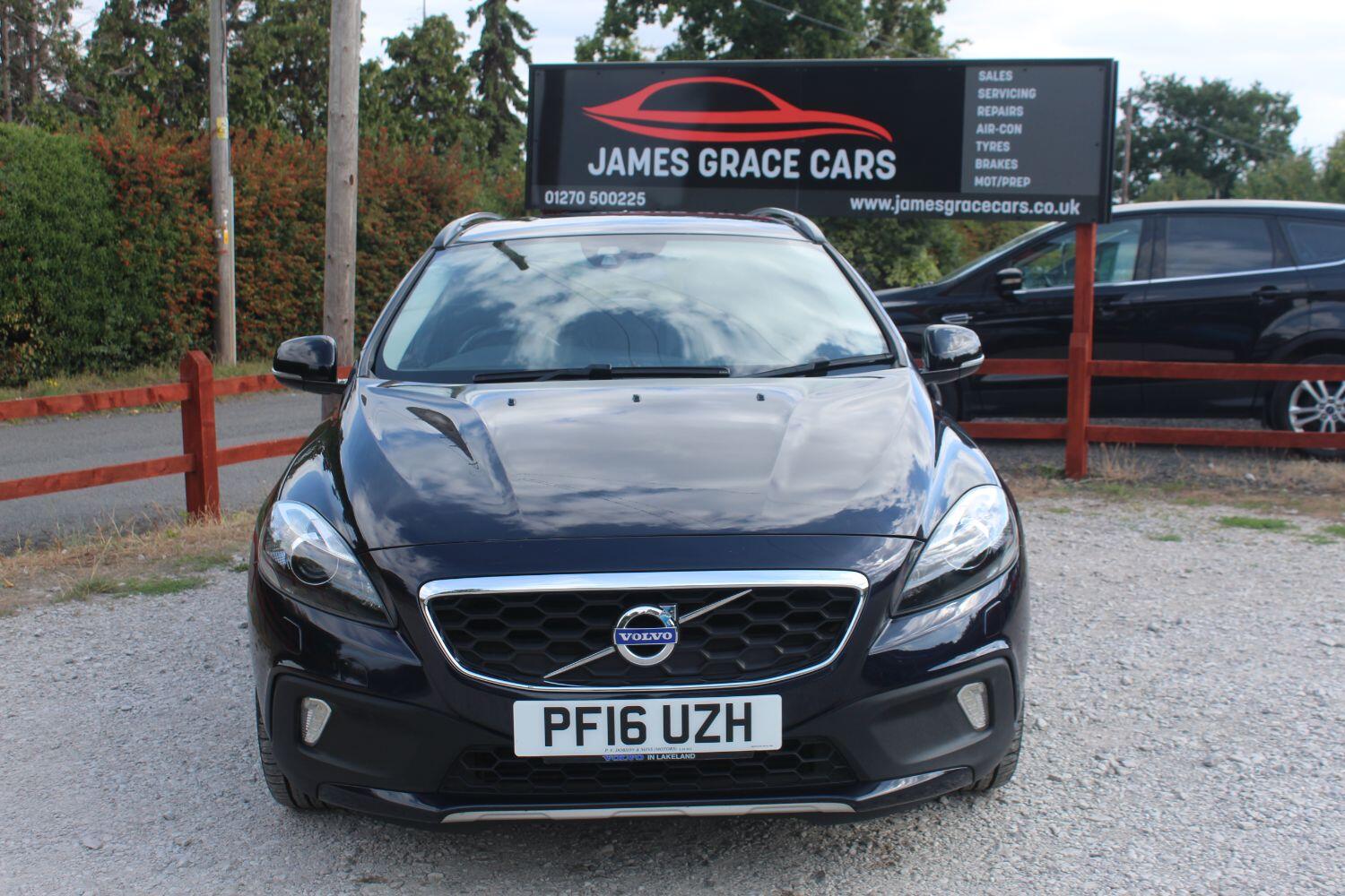 Used Volvo V40 Cross Country 2016 for sale - 76605837: Photo 2