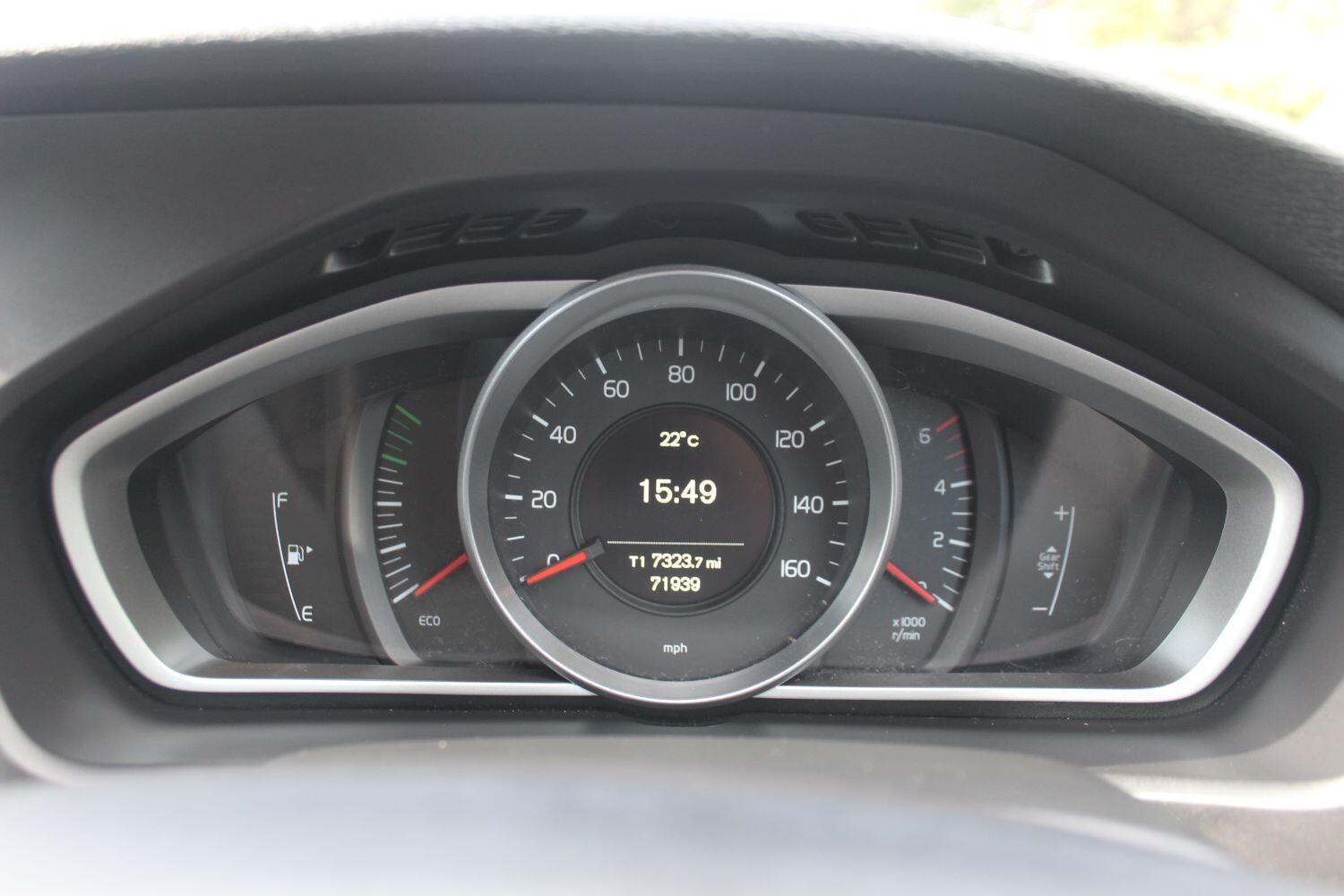 Used Volvo V40 Cross Country 2016 for sale - 76605837: Photo 8