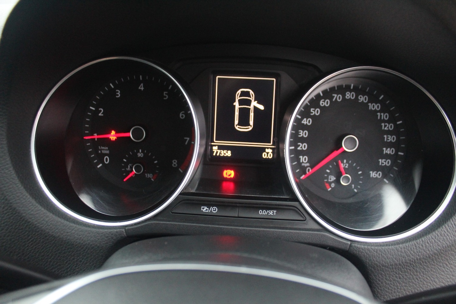 Used Volkswagen Polo 2015 for sale - 76605839: Photo 12