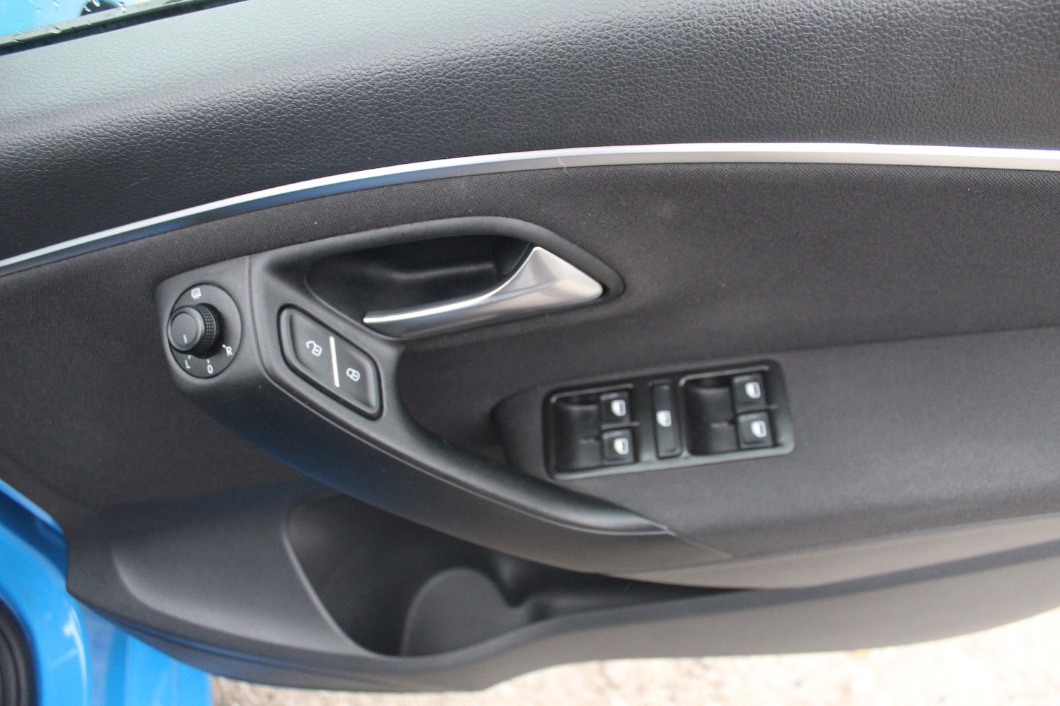 Used Volkswagen Polo 2015 for sale - 76605839: Photo 15