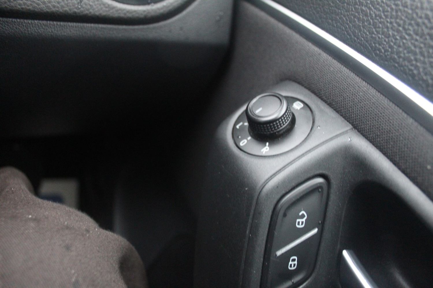 Used Volkswagen Polo 2015 for sale - 76605839: Photo 16