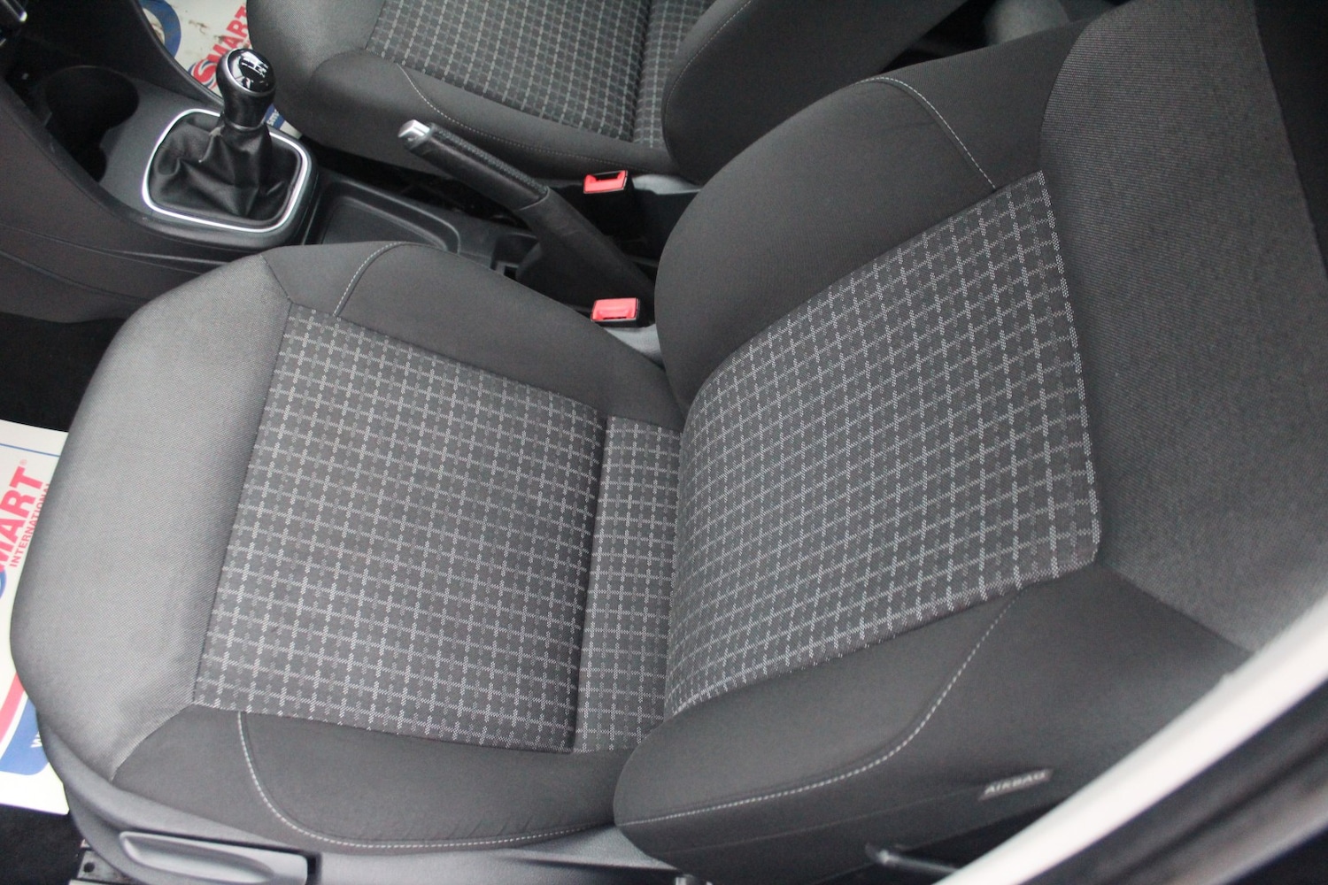 Used Volkswagen Polo 2015 for sale - 76605839: Photo 27