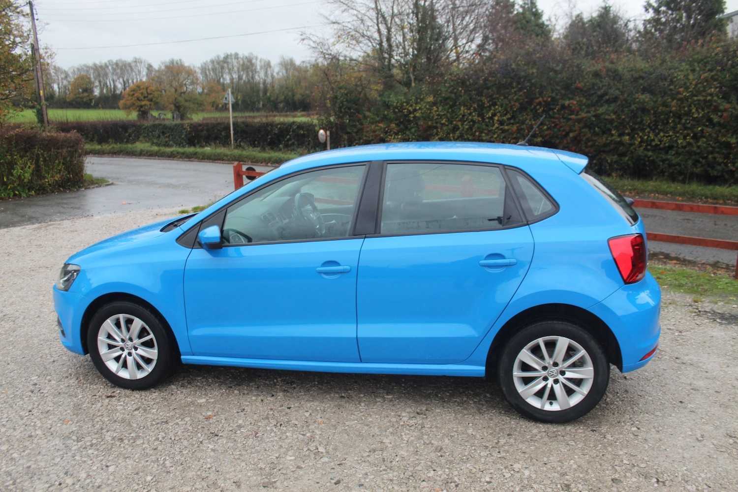 Used Volkswagen Polo 2015 for sale - 76605839: Photo 5