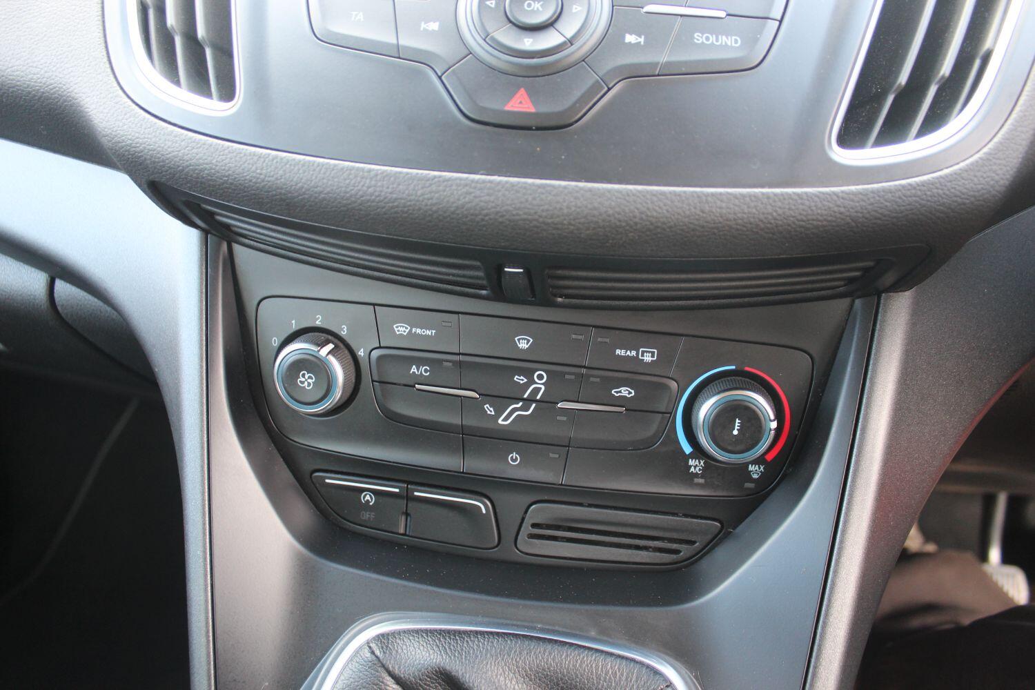 Used Ford Grand C-Max 2016 for sale - 76605670: Photo 21