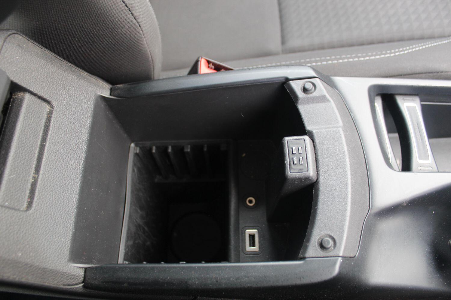 Used Ford Grand C-Max 2016 for sale - 76605670: Photo 25