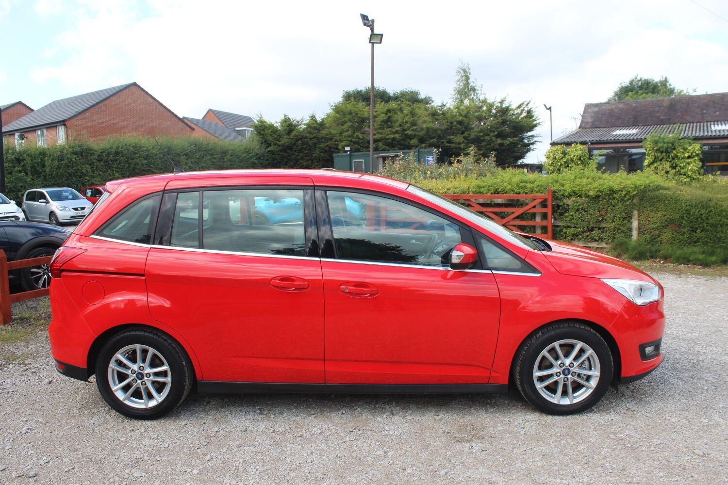 Used Ford Grand C-Max 2016 for sale - 76605670: Photo 7