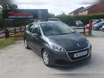 Used Peugeot 208 2016 for sale - 78914656: Photo