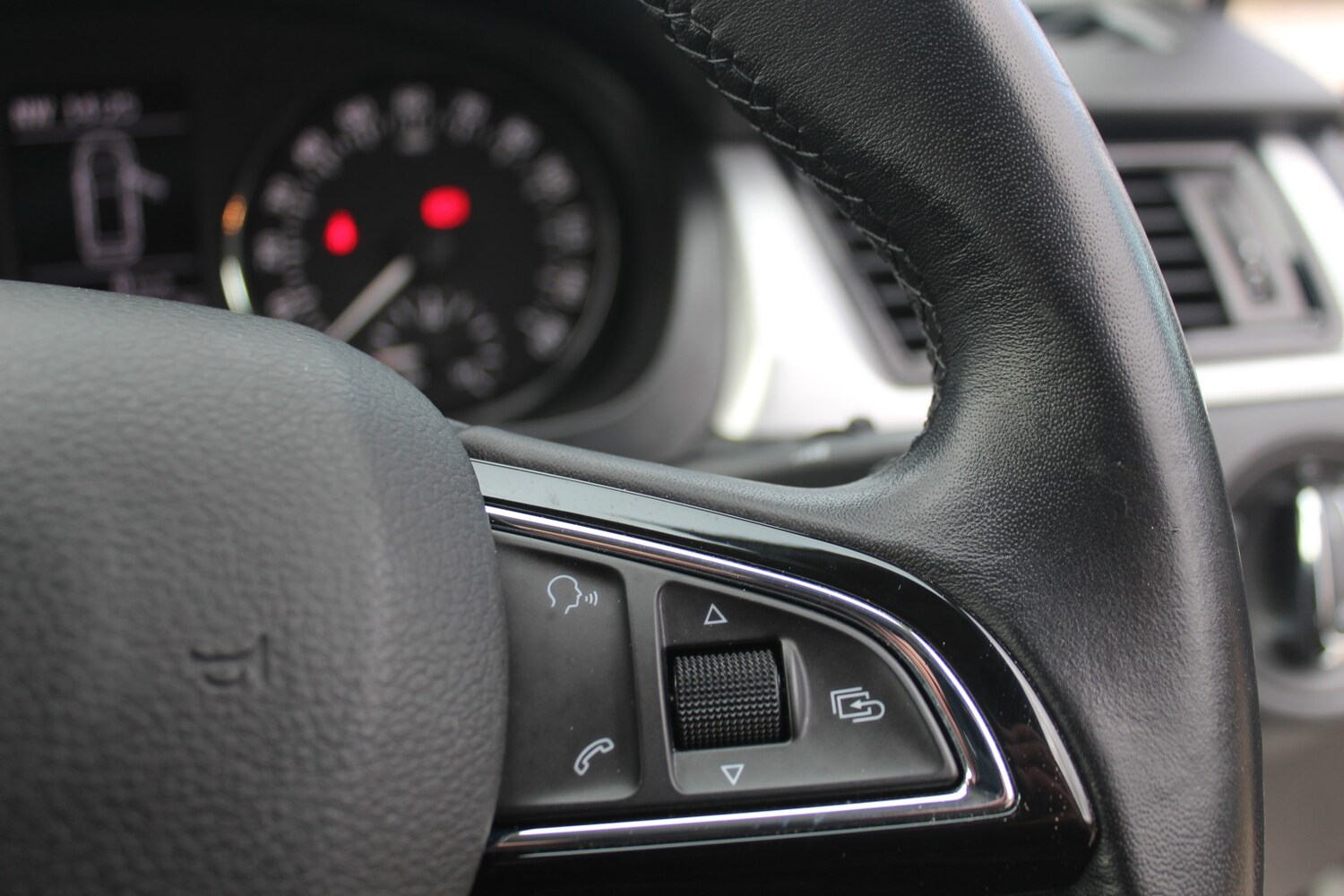 Used Skoda Rapid Spaceback 2014 for sale - 77881164: Photo 16