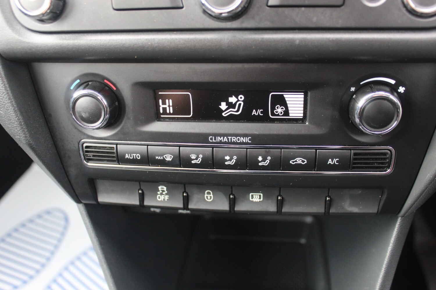 Used Skoda Rapid Spaceback 2014 for sale - 77881164: Photo 31