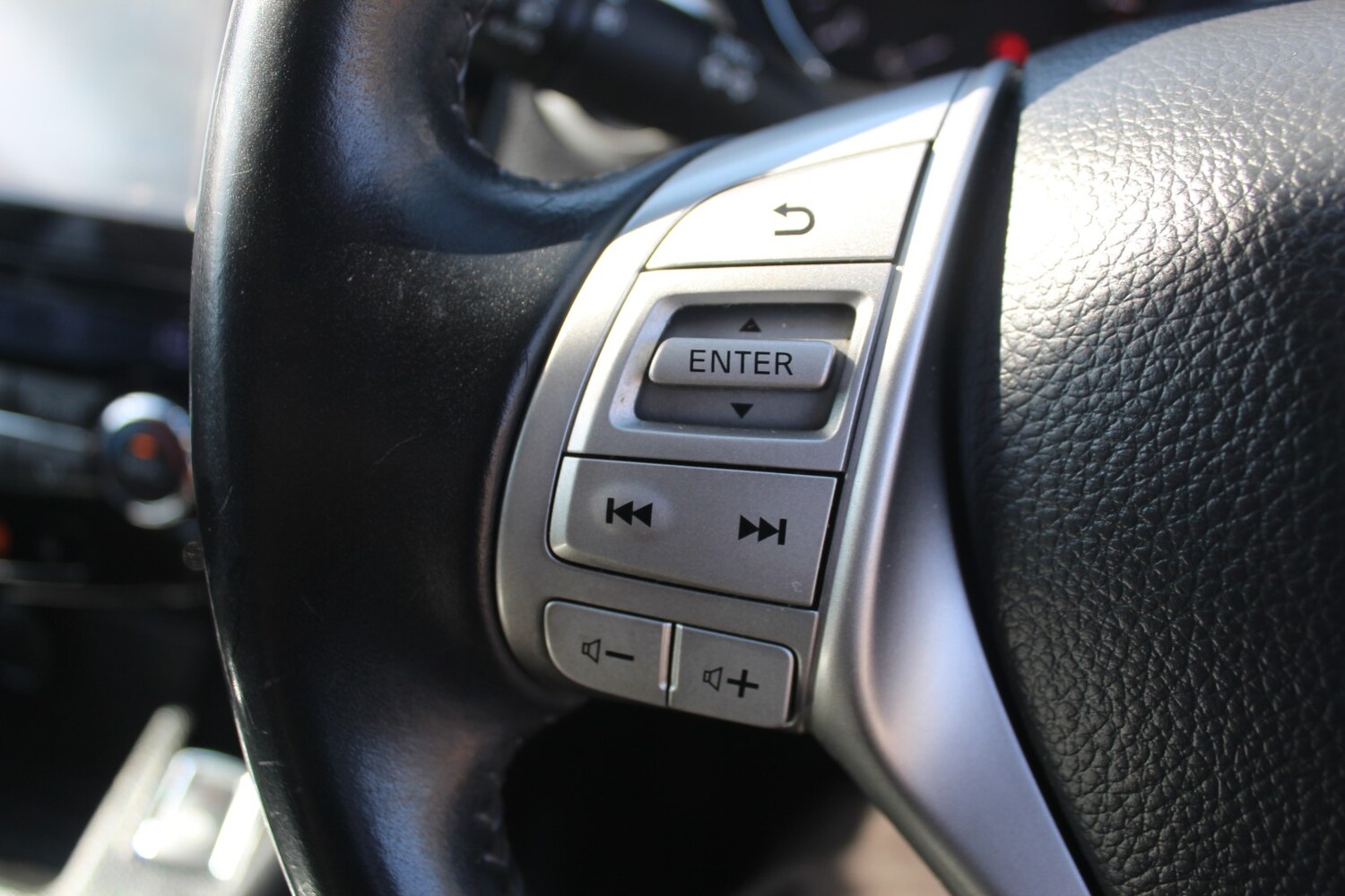 Used Nissan Qashqai 2015 for sale - 78155473: Photo 31