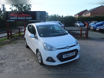 Used Hyundai i10 2016 for sale - 79852182: Photo