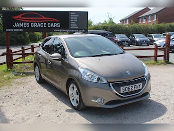 Used Peugeot 208 2013 for sale - 78674004: Photo
