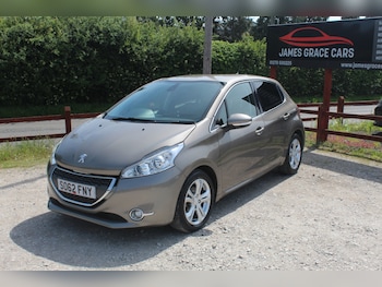 Used Peugeot 208 2013 for sale - 78674004: Photo