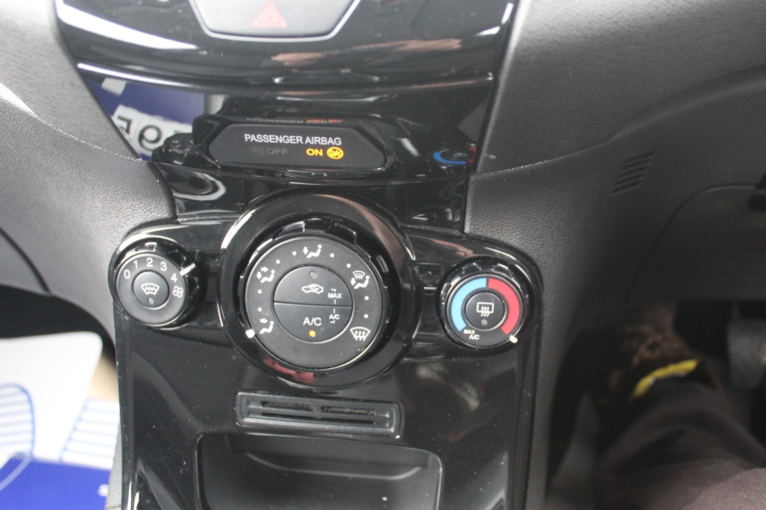 Used Ford Fiesta 2016 for sale - 77822380: Photo 16