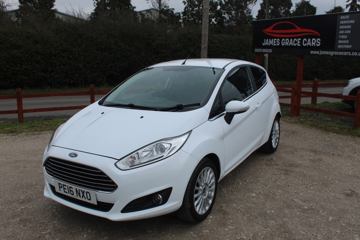 Used Ford Fiesta 2016 for sale - 77822380: Photo 3