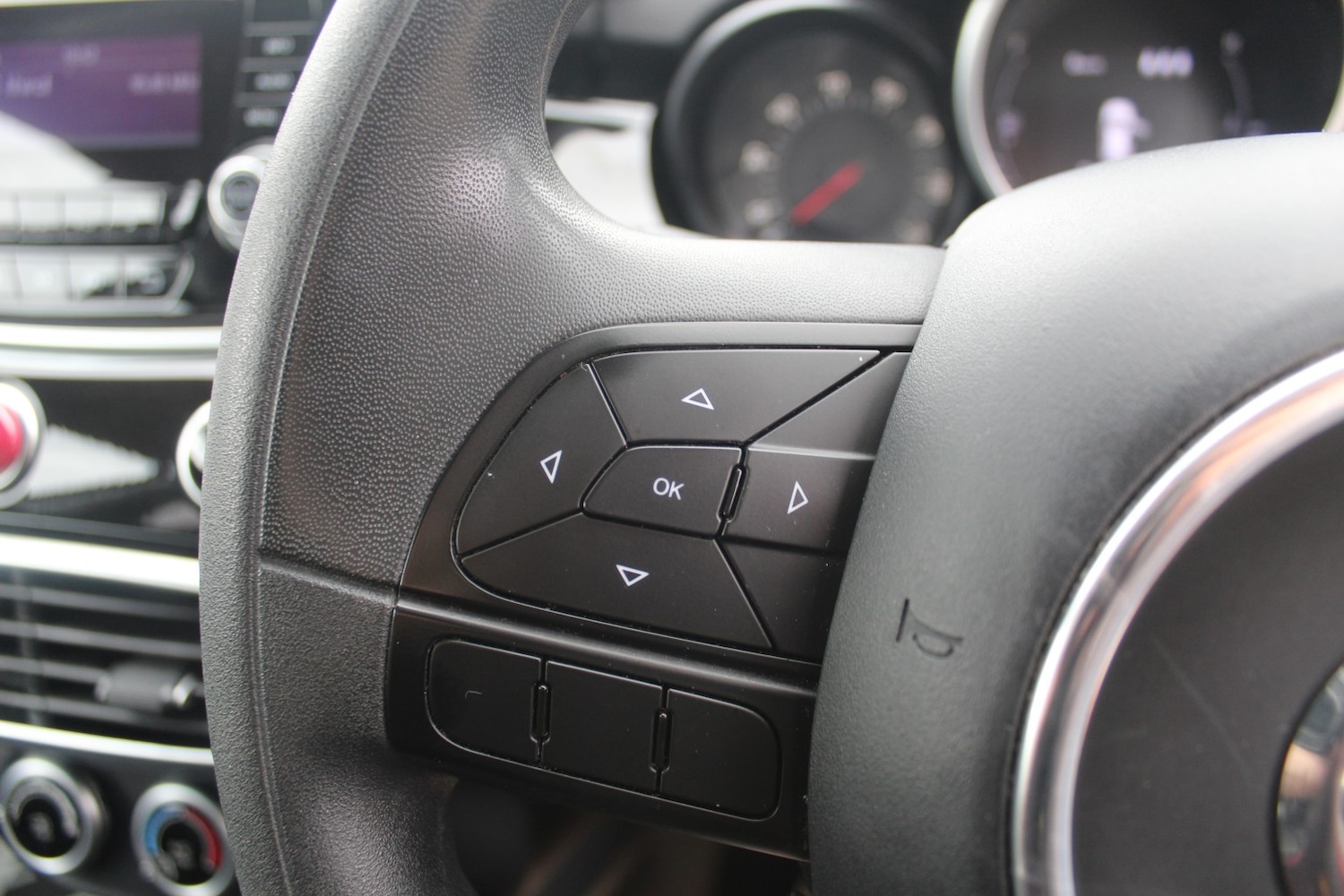 Used Fiat 500X 2016 for sale - 76605725: Photo 11