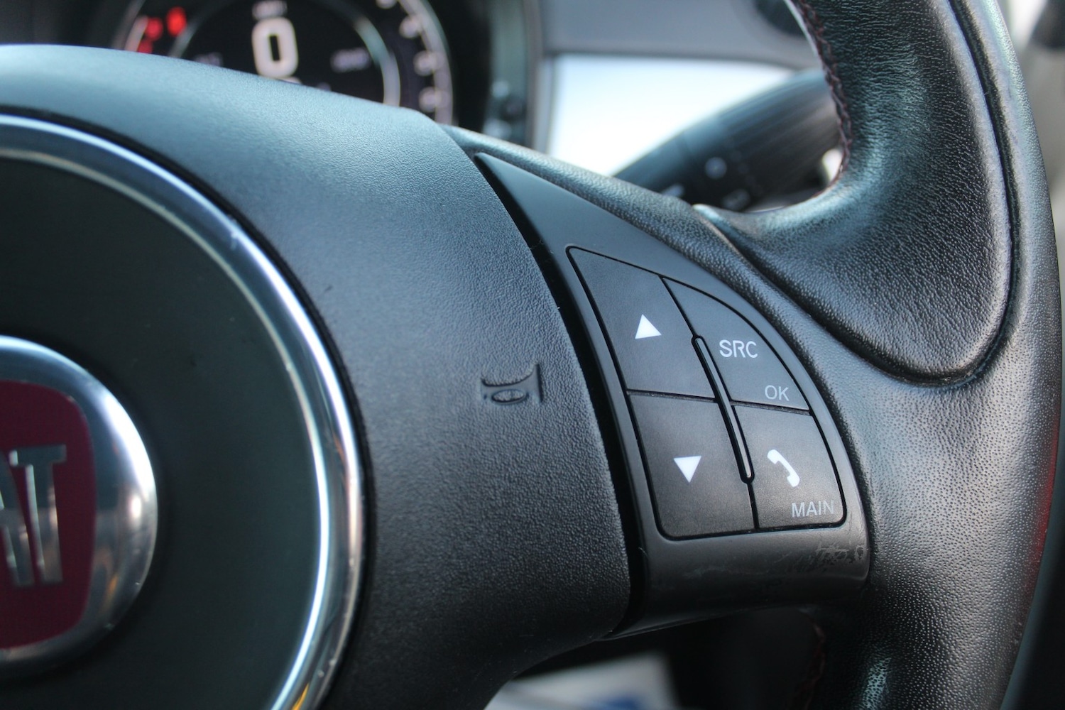 Used Fiat 500 2015 for sale - 76891790: Photo 10