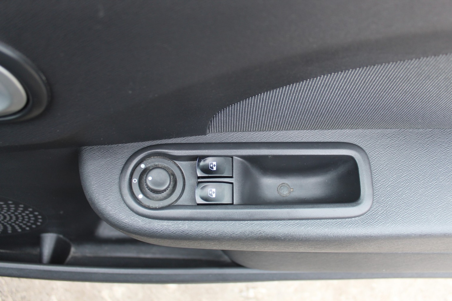 Used Renault Twingo 2014 for sale - 77595273: Photo 18