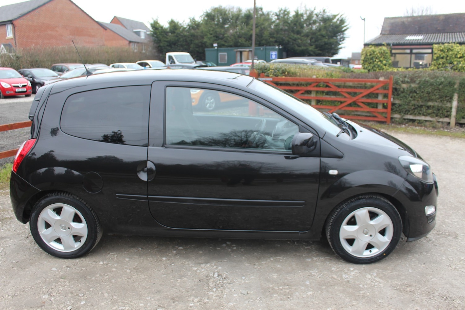 Used Renault Twingo 2014 for sale - 77595273: Photo 9