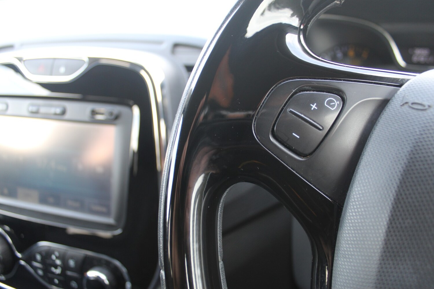 Used Renault Captur 2015 for sale - 78025727: Photo 14